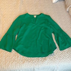 Cute Green J Crew V-Neck Puffed Sleeves Blouse
